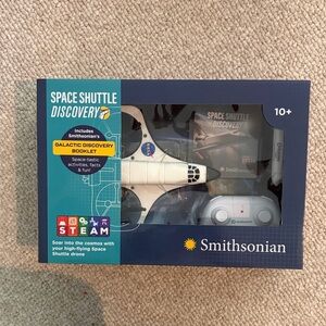 Space Shuttle Discovery Drone - White